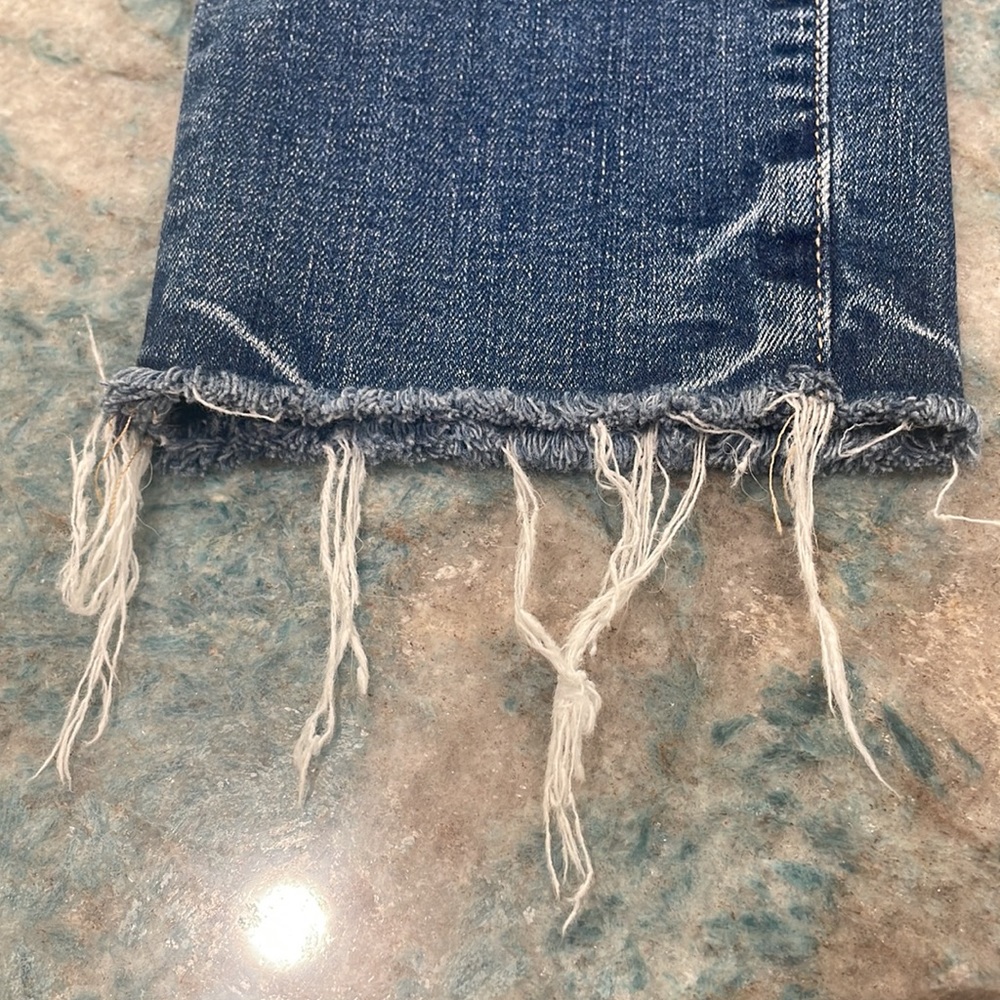 Paige woman’s stressed jeans great condition size 26 - Picture 6 of 10